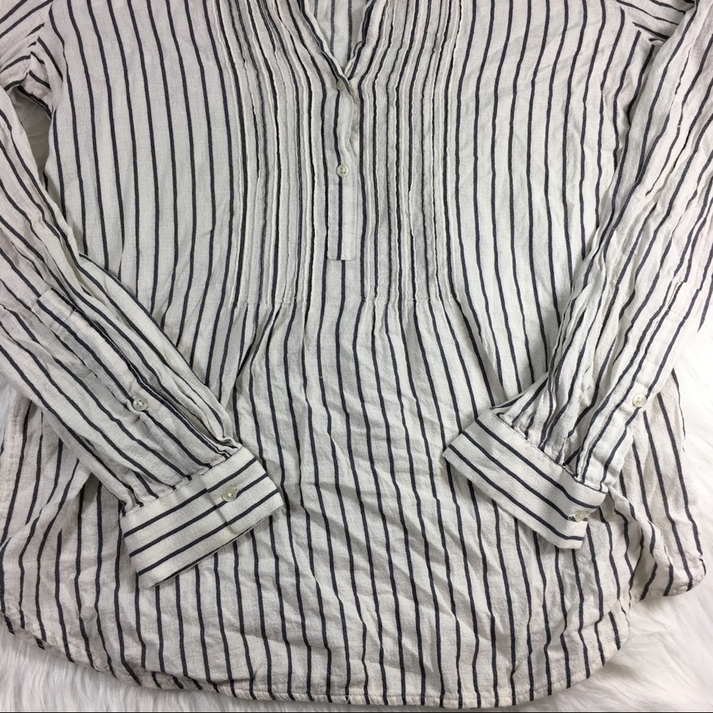 0039 Italy Stripped Black & White Blouse Sz Small - Picture 2 of 7